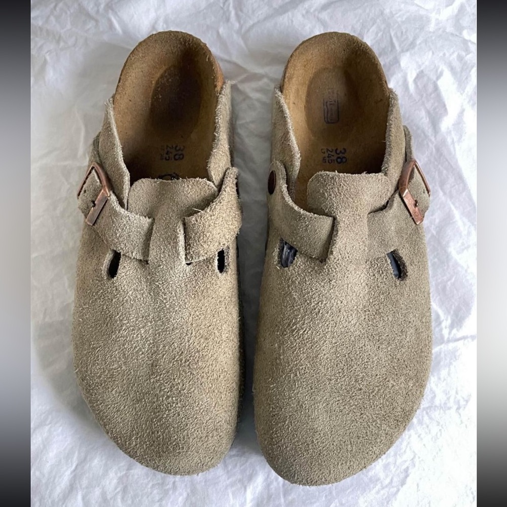 BIRKENSTOCK Boston Clogs Taupe Size 38/245 | 7-7.5 Narrow - Womens